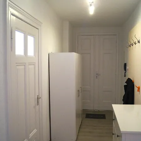 Auf Der Dominsel-domlinden *